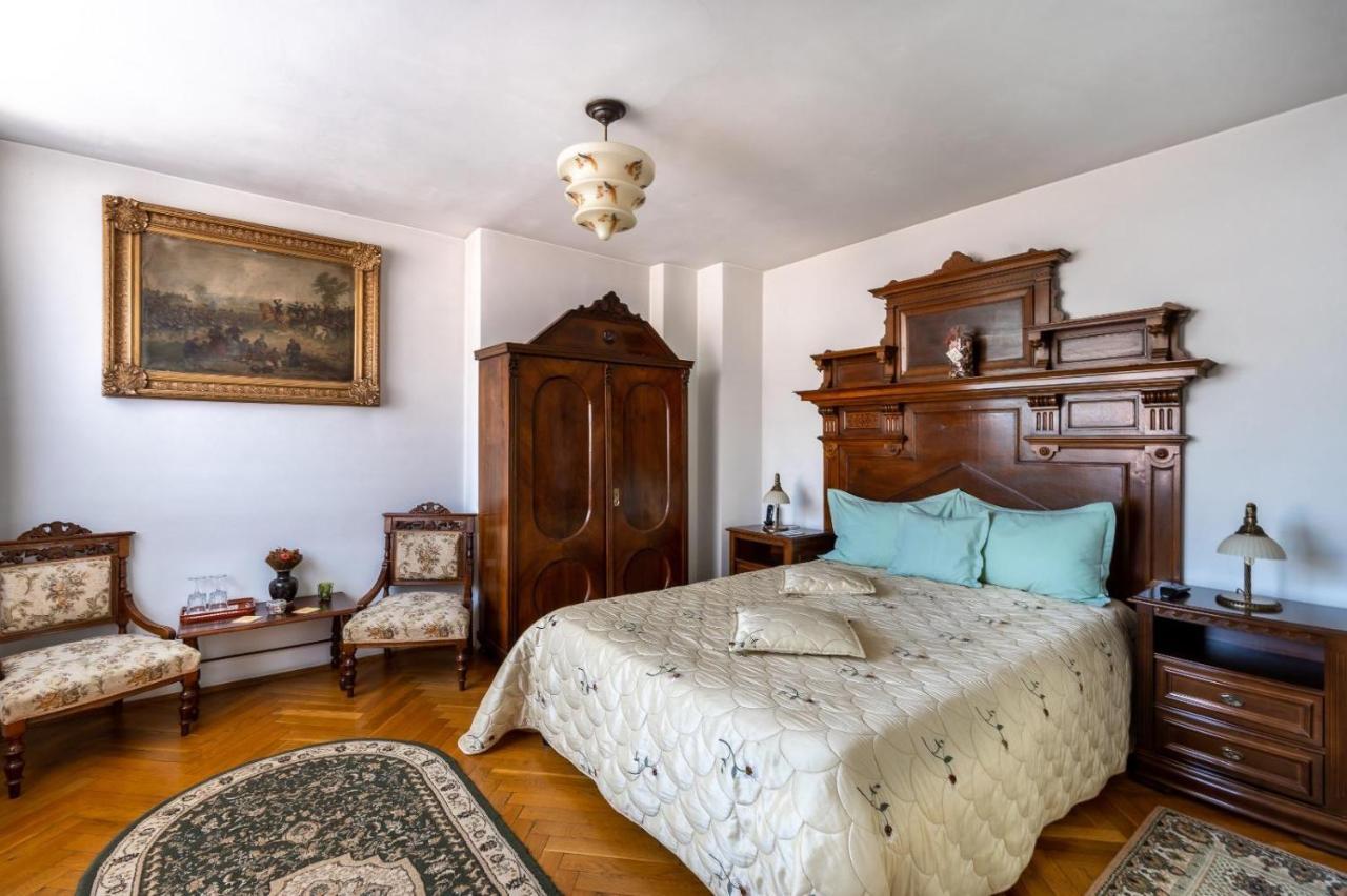 Villa-Hotel Escala Клуж-Напока Экстерьер фото