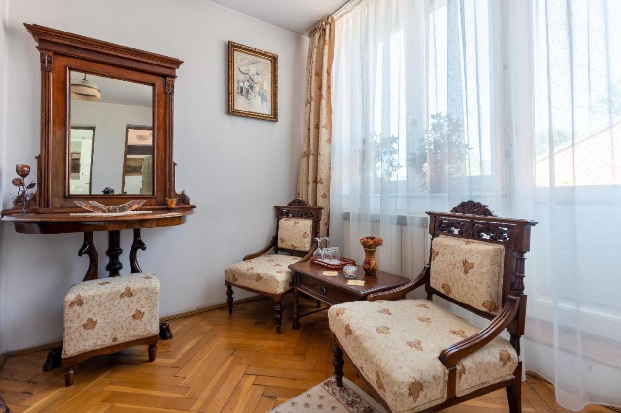 Villa-Hotel Escala Клуж-Напока Экстерьер фото